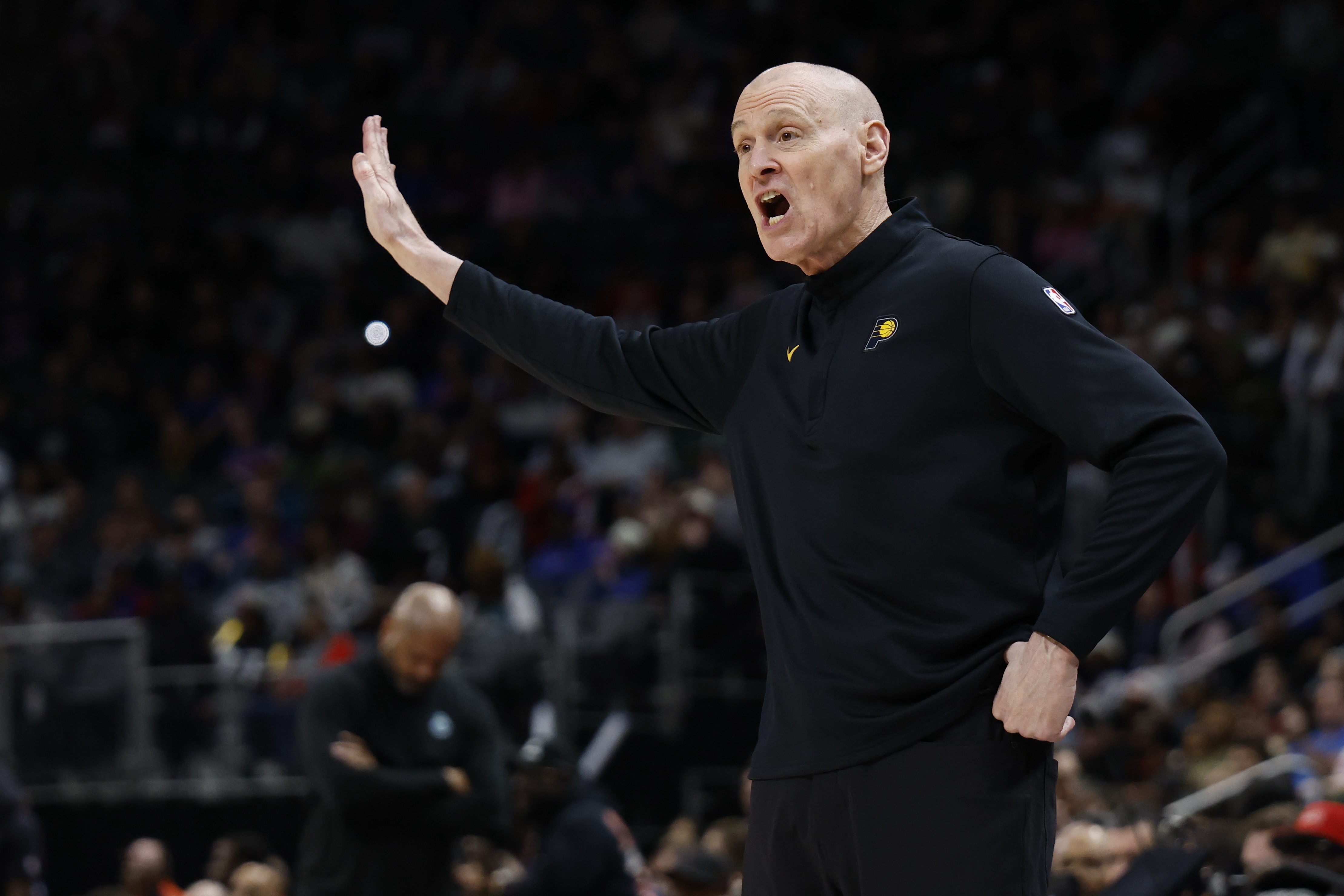 卡莱尔打趣不知湖人主场名字：反正是斯台普斯 得让球员做好准备