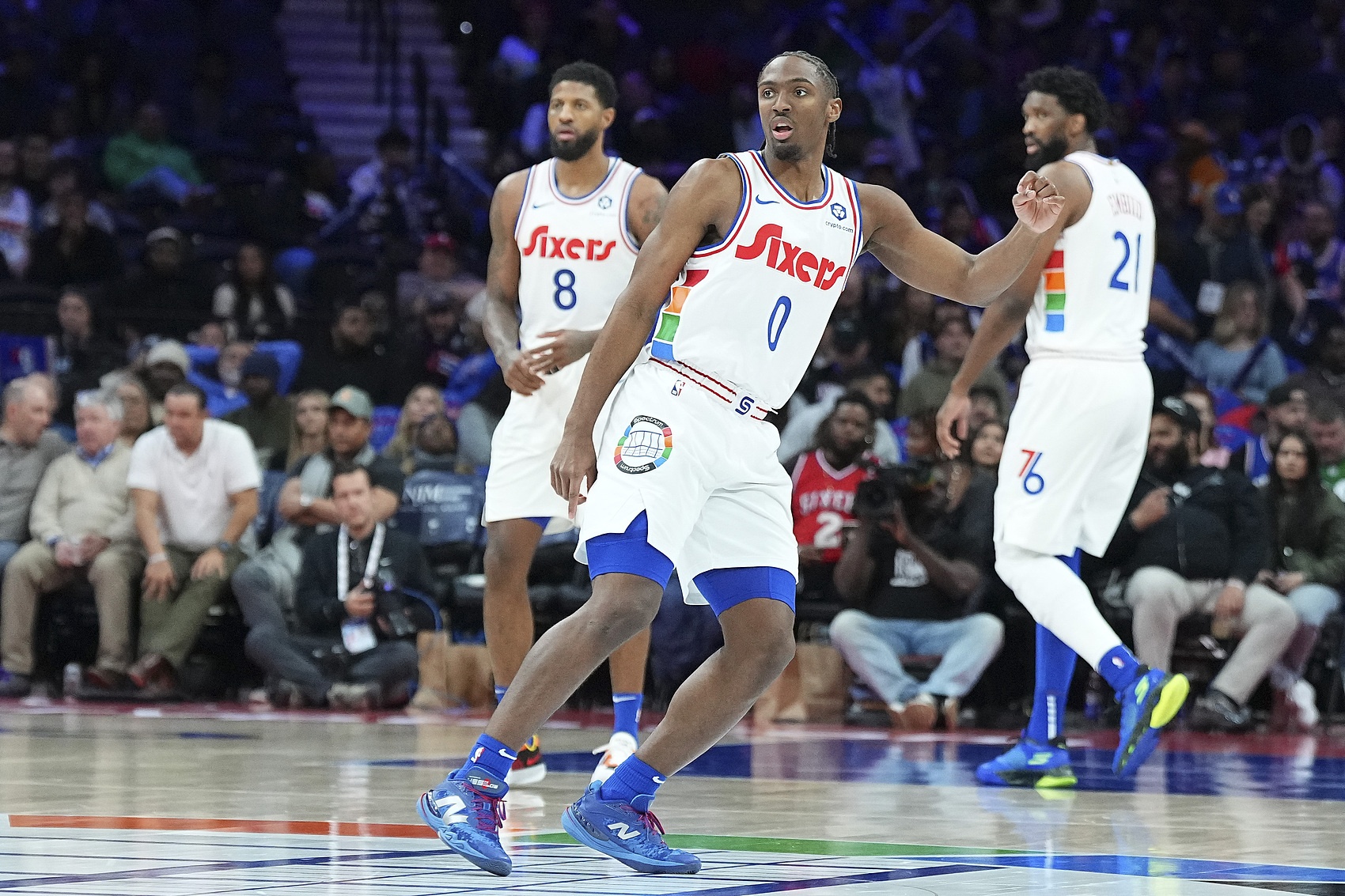 每年都有异常的76人平静得有些反常 乔治的禁赛打破了这一局面