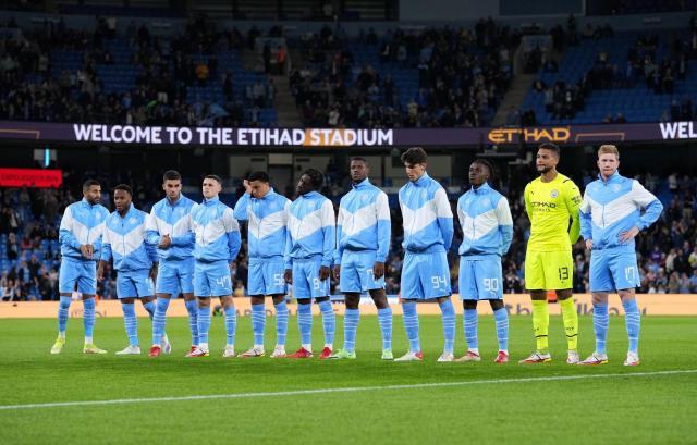 世界杯官方直播app下载手机版-锋线主力练兵，防线小将练级，曼城联赛杯独孤求败