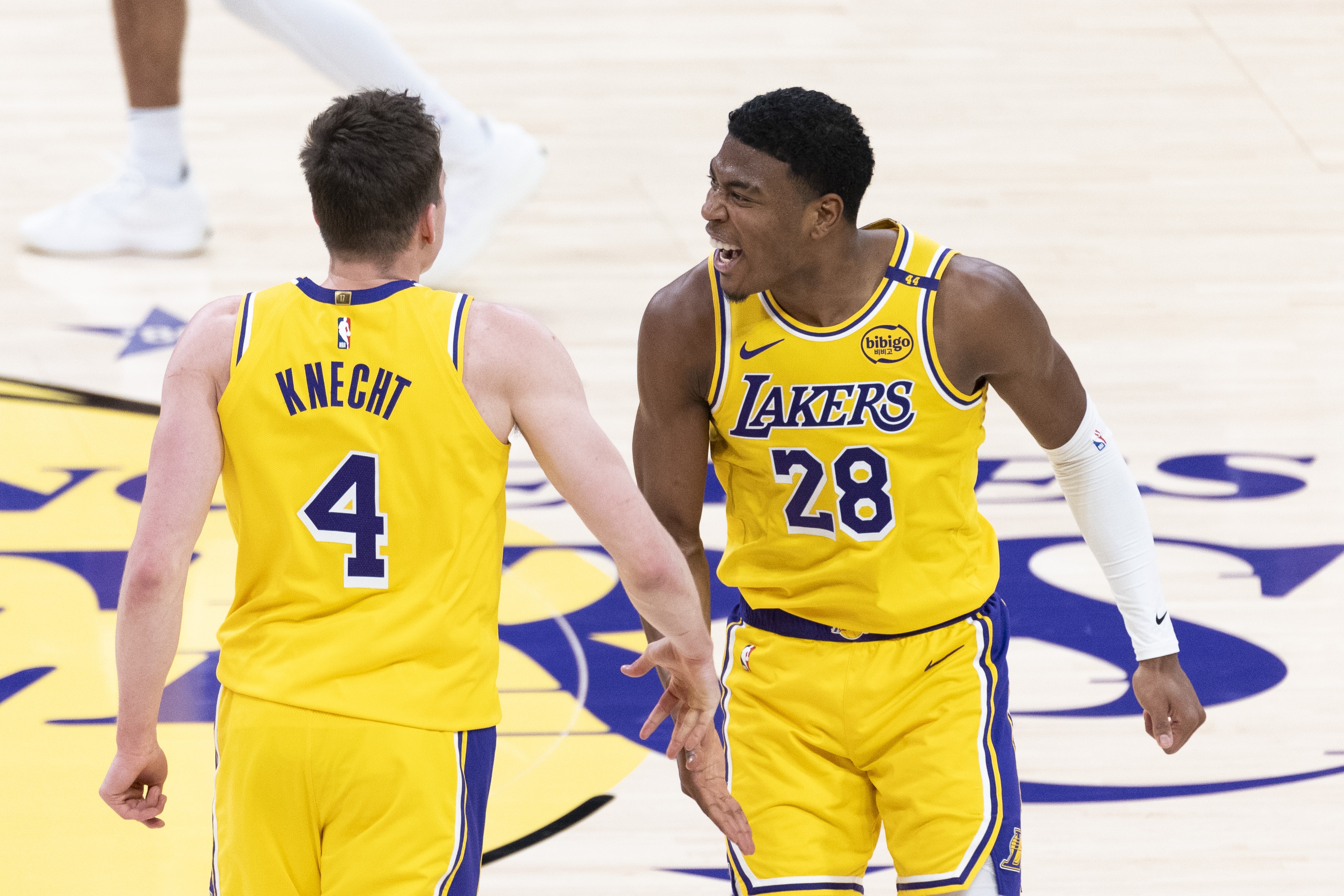 世界杯官方直播app下载手机版-湖人或送出克内&amp;八村全力追求亨特 嘴哥&amp;库明加&amp;字母也均传出流言