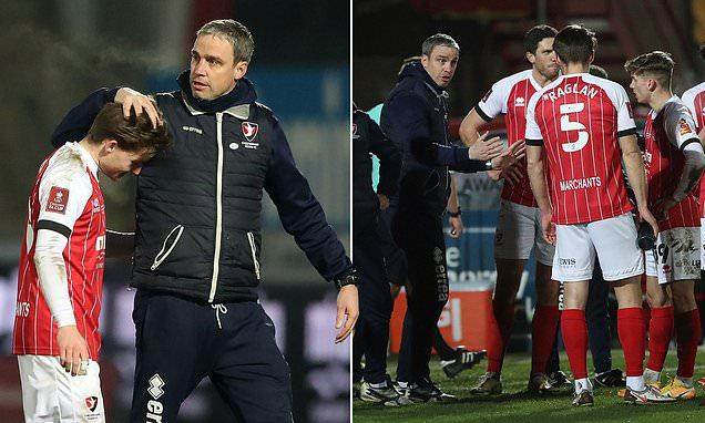 世界杯官方直播app下载手机版-曼城10分钟3球逆转英乙队 瓜帅：没轻敌，实力碾压