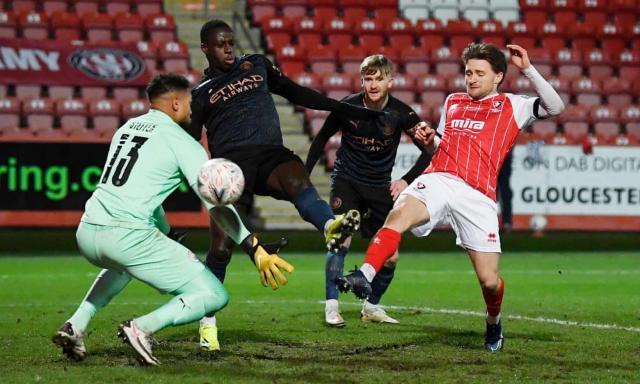 世界杯官方直播app下载手机版-曼城10分钟3球逆转英乙队 瓜帅：没轻敌，实力碾压